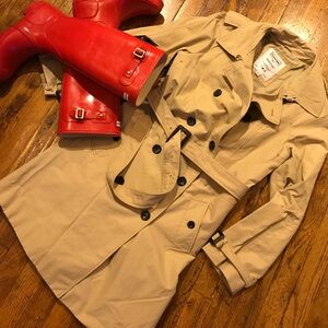 RARE Hunter Classic Trench Coat!